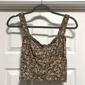 NWOT Floral crop top